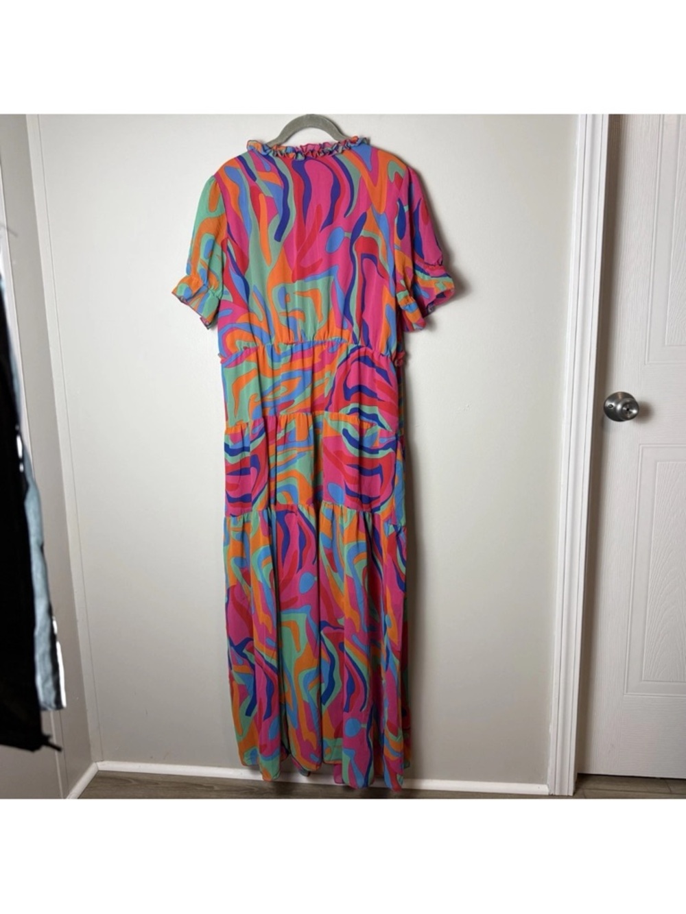NWOT Maxi Dress Sz Large Casual Boho Printed V Neck Long Evening Colorful Ruffle - Picture 6 of 8